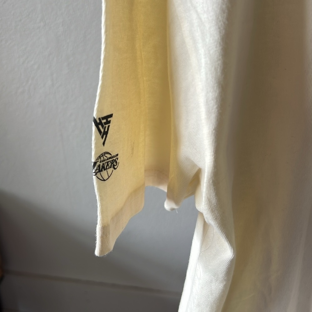 Hypland LA Lakers NBA Anime Cream Mens Medium - Picture 3 of 4